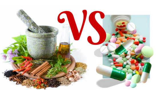 🌿 Natural vs Modern Medicine: Finding the Balance